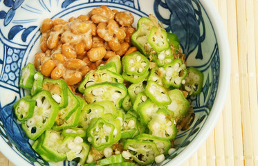 刻みオクラと納豆