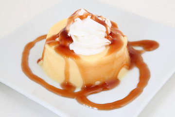 Creme caramel with icecream