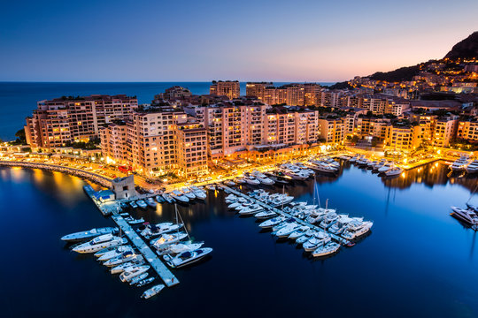 Fototapeta Night view on Fontvieille and Monaco Harbor