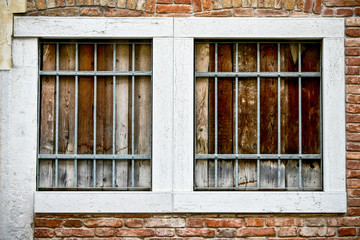 window details with bars