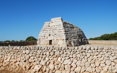 Naveta des Tudons en Menorca © reimolina