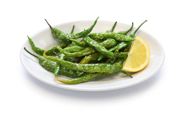 fried guindilla peppers, basque cuisine