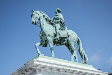 Obraz premium Rytterstatuen av Frederik V Amalienborg slottsplass København