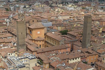 Altabella Tower and Tower Prendiparte, Bologna © etvulc