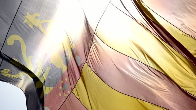 Bandera de Valencia contraluz