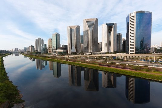 São Paulo Skyline, Pinheiros River - Brazil