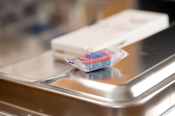 Geschirrreiniger und Geschirrspüler