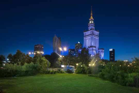 Fototapeta Night view of Warsaw city downtown