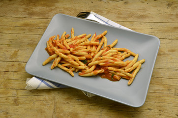 Strozzapreti Strangolapreti 스트로차프레티 חונקי כמרים