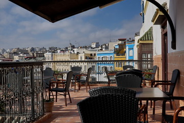 Terrasse avec auvent