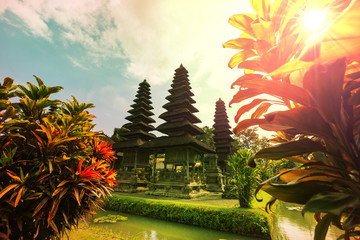 Temple on Bali - obrazy, fototapety, plakaty