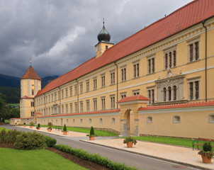 Fototapeta na wymiar Kloster und Gymnasium Seckau / Steiermark / Österreich
