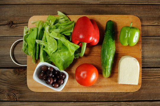 Greek salad ingredients
