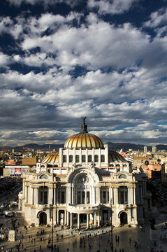 Museum of fine arts in Mexico city or Palacio Del Belles Artes