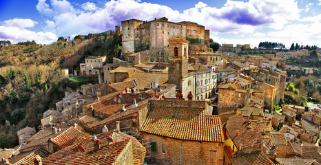 Picturesque medieval village Sorano, Grosseto, Tuscany, Italy - obrazy, fototapety, plakaty