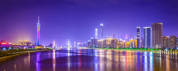 Crédence de cuisine en verre imprimé Chine Guangzhou, Chine Panorama Skyline sur la rivière des Perles