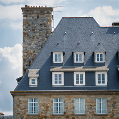 Typical house of Saint Malo, France. - 69173393