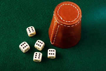 dice cup