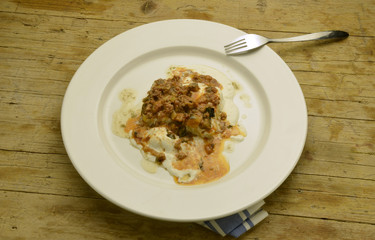 Polenta con ragù di salsiccia