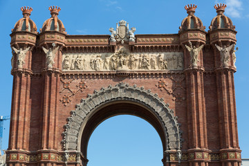 Fototapeta na wymiar The Arc de Triomf in Barcelona