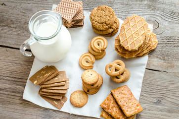 Butter and almond cookies