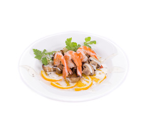 Shrimp salad with mushrooms.