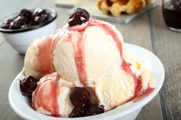 gelato di amarene