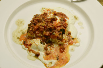 Polentina con ragù di salsiccia e crema di ricotta Expo 2015