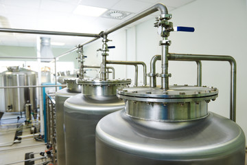 Pharmaceutical water treatment system