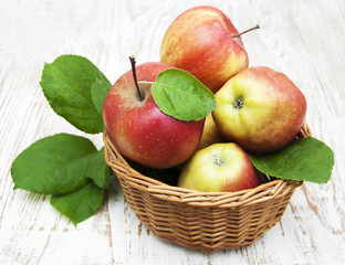 Red apples