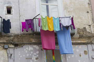 colored bedclothes 	in napoli