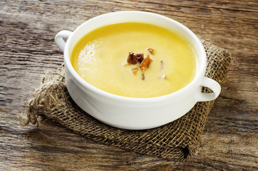 pumpkin soup with chanterelles