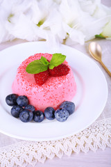 Round shaped cake with berries