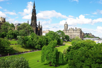 Schottland: Grüne Innenstadt von Edinburgh