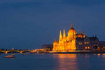 Fototapeta na wymiar Parliament building Budapest at twilight over the river Danube