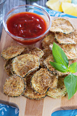 Homemade zucchini chips