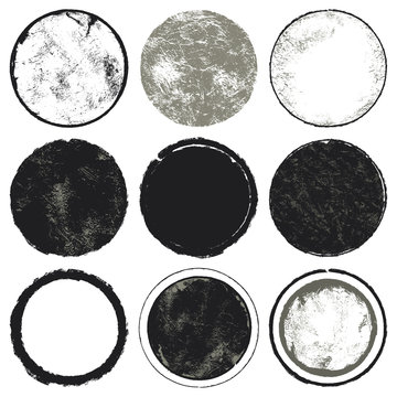 Circles set. A set of nine circles with grunge texture