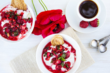 Cottage cheese with strawberries and coffee