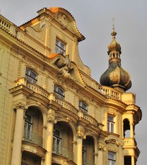 Fototapeta na wymiar Prag, Gebäude mit Erker