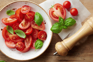fresh tomato salad