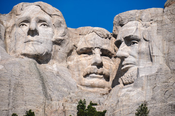 Fototapeta na wymiar Famous US Presidents on Mount Rushmore National Monument, South