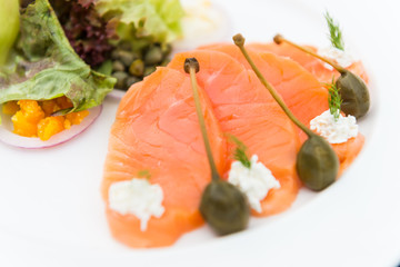 Smoked salmon salad