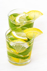 Lemonade with fresh lemon and mint