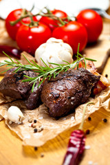 Saftiges steak fleisch auf dem Tisch