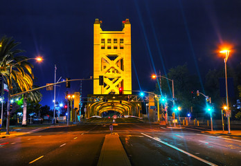 Golden Gates drawbridge in Sacramento - 69315118
