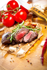 Saftiges steak fleisch auf dem Tisch