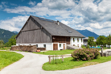 Fototapeta na wymiar Traditional Alpine farmhouse