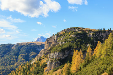 Naklejka premium Mountain peak