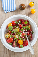 Frischer Tomatensalat