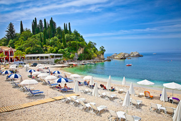 Fototapeta na wymiar Beautiful sand beach on Ionian Sea in Parga, Greece.